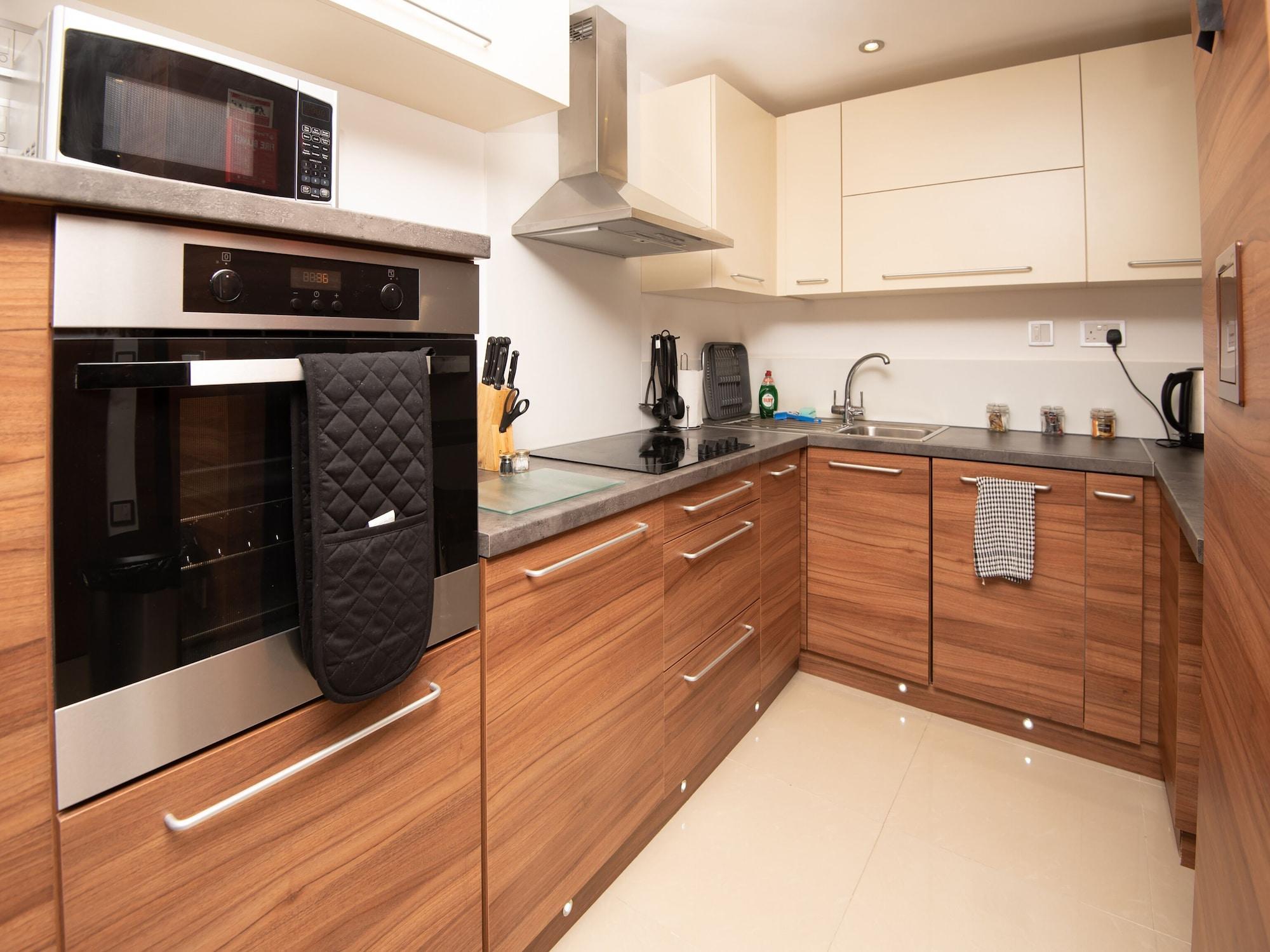 Livin' Serviced Apartments Watford  Esterno foto