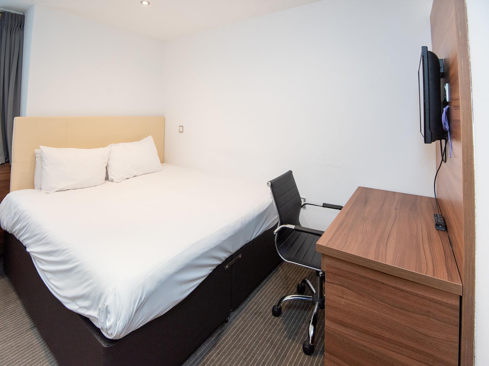 Livin' Serviced Apartments Watford  Esterno foto